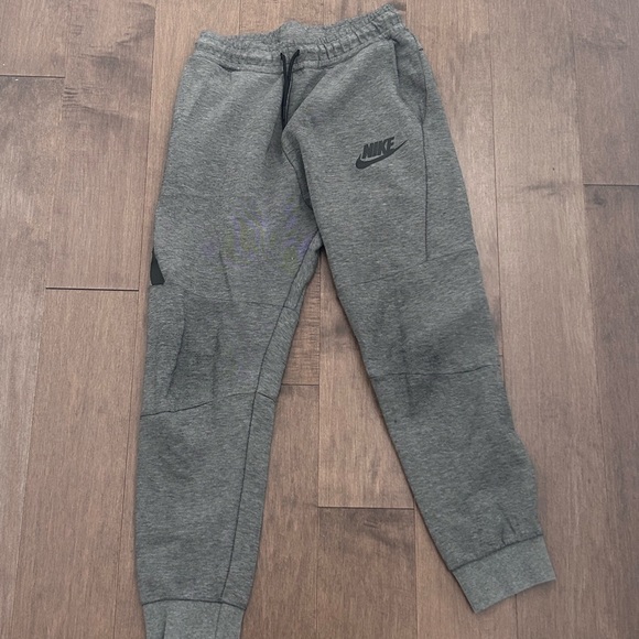 Nike Tech Fleece Joggers - Picture 1 of 4